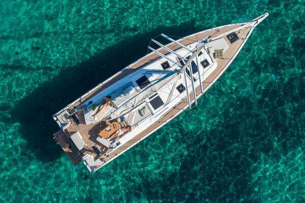 2026 Beneteau Oceanis 52 - Image 1
