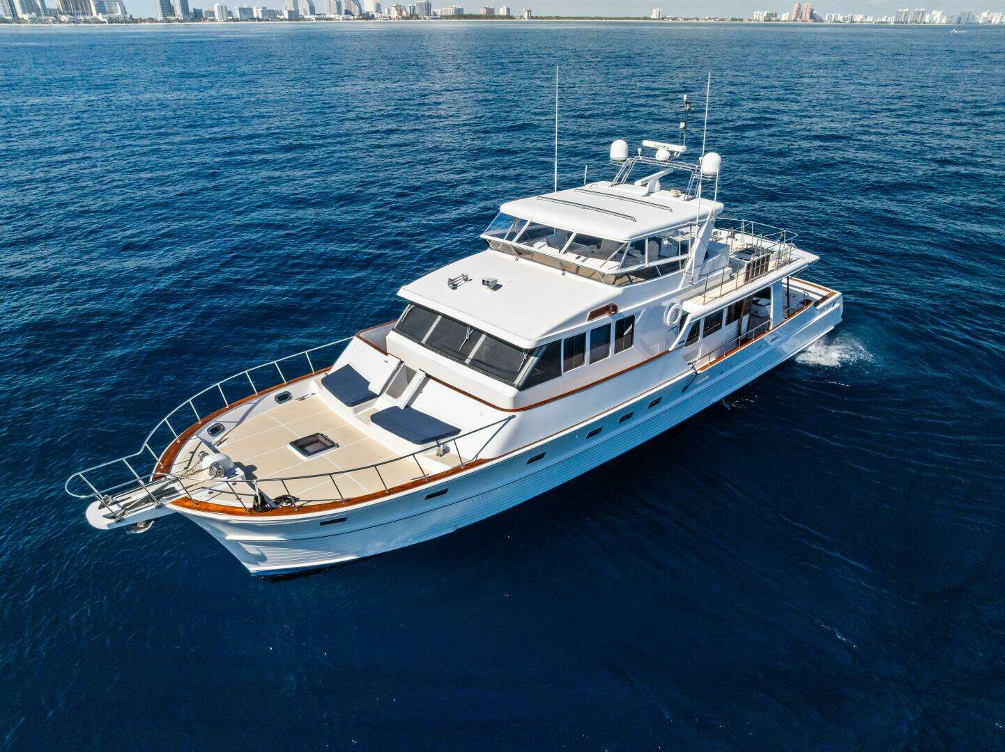 2005 Grand Banks 72 Aleutian RP - Image 2