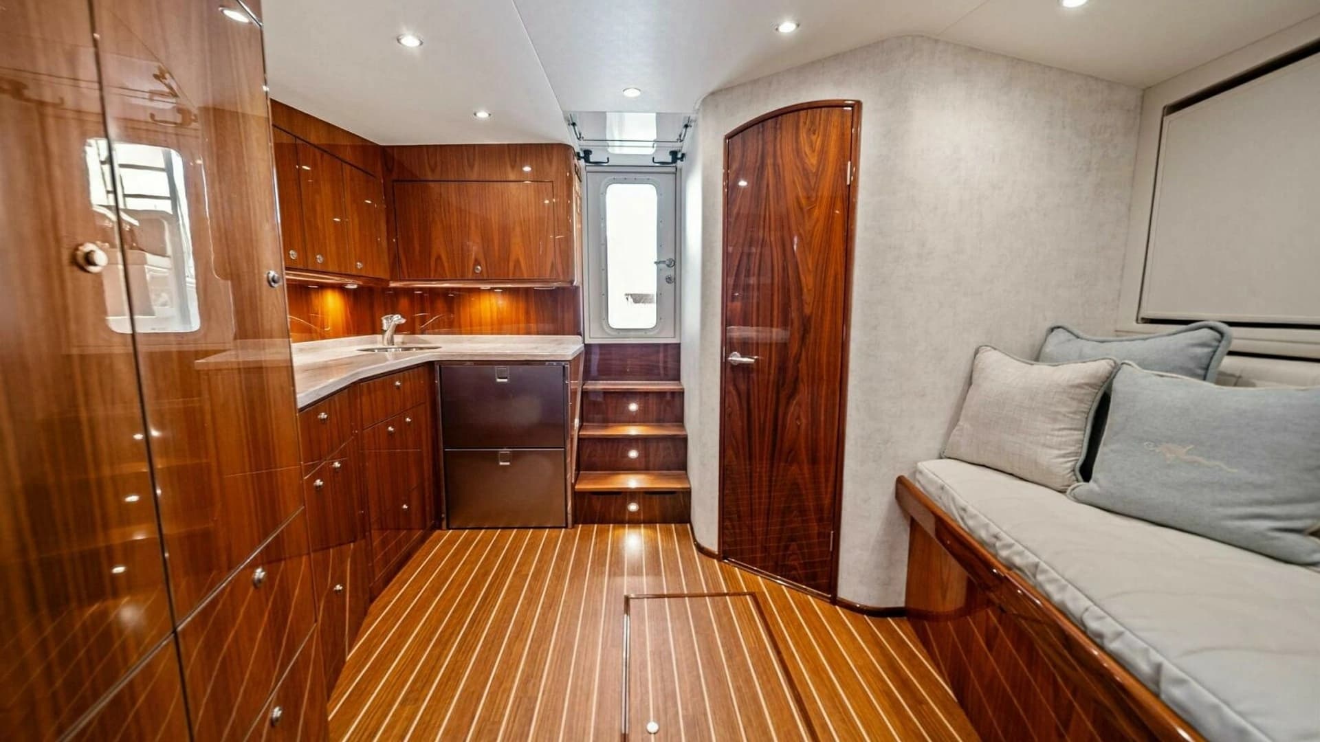 2021 Viking 46 Billfish - Image 55
