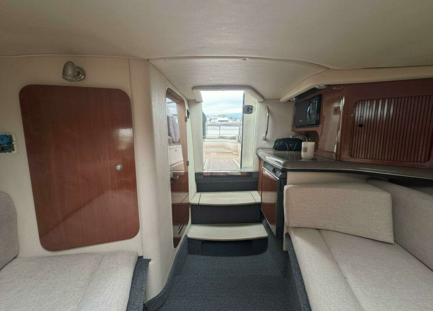 2007 Sea Ray 29SLX with cuddy cabin - Image 21