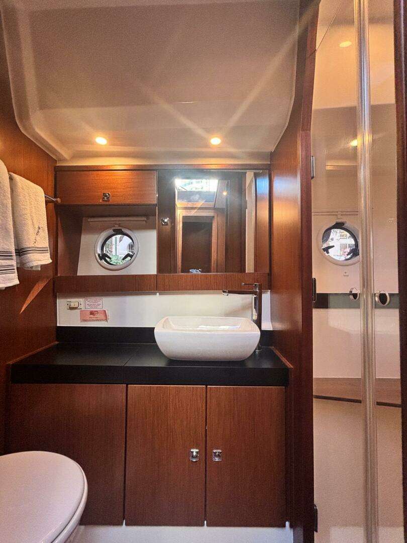 2015 Bavaria 420 Virtess Coupe - Image 19