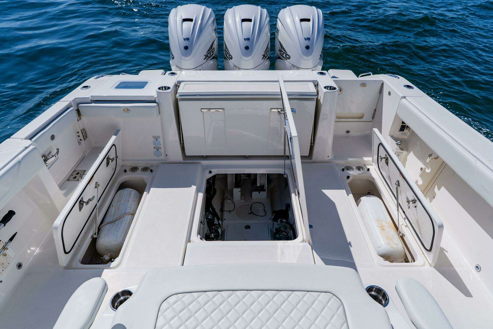 2022 Pursuit S 378 Sport - Image 38