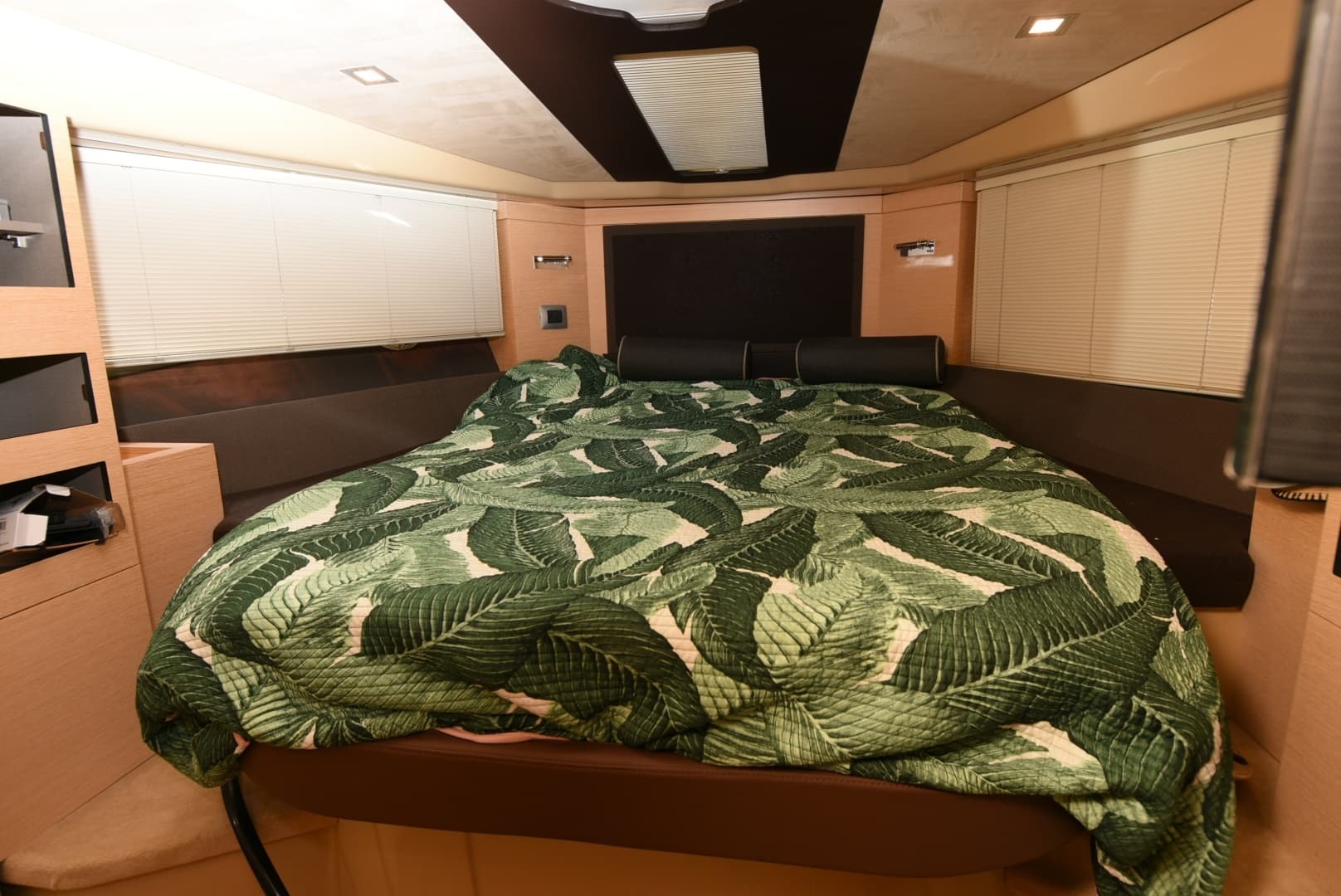 2014 Cranchi M44 HT Hard Top - Image 11