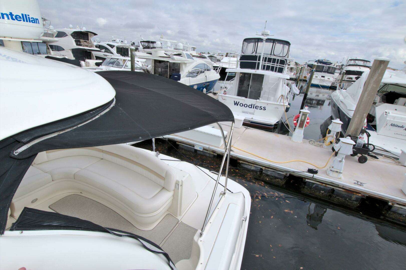 2009 Sea Ray 44 Sundancer - Image 25