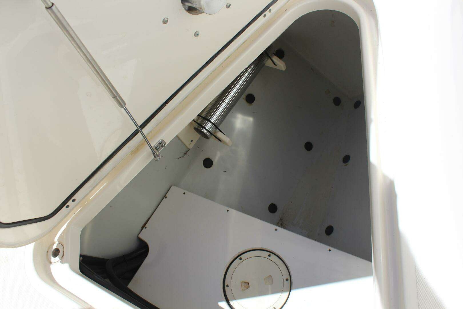 2008 Pursuit 3100 Sport - Image 11