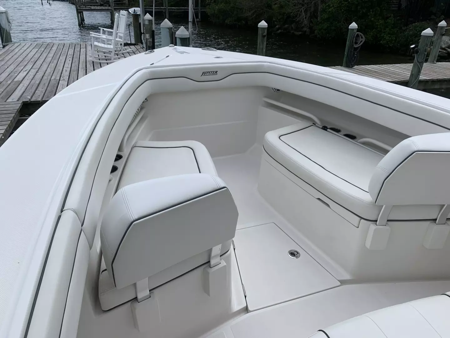2018 Jupiter 30 HFS - Image 11