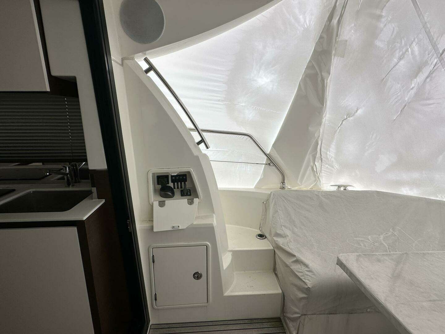 2020 Prestige 460S - Image 9