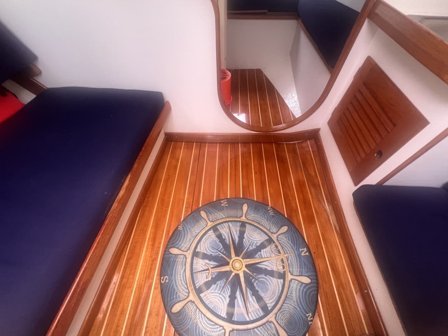 1998 Alerion Express - Image 32