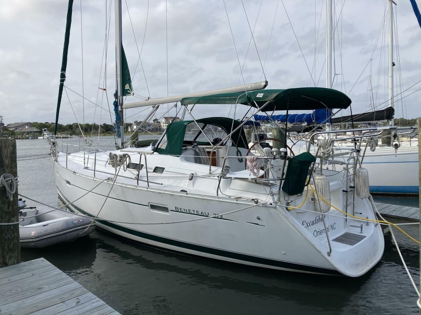 2004 Beneteau 373 - Image 2