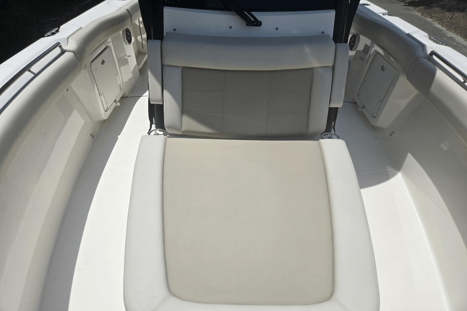 2024 Boston Whaler 280 Outrage - 7