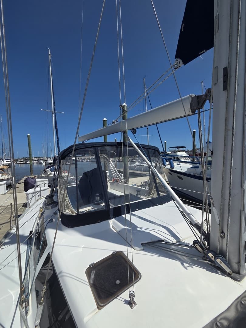 1991 Hunter Passage 42 - Image 37
