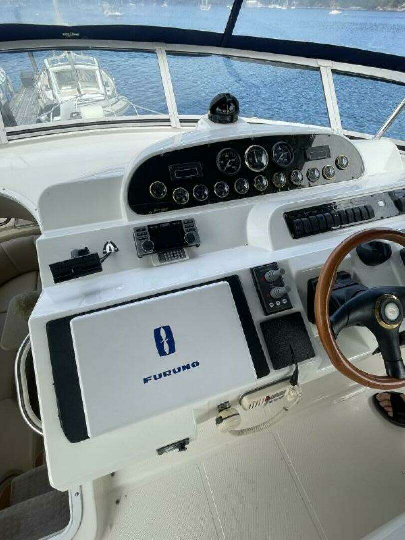 2001 Cruisers Yachts 5000 Pilothouse - Image 20
