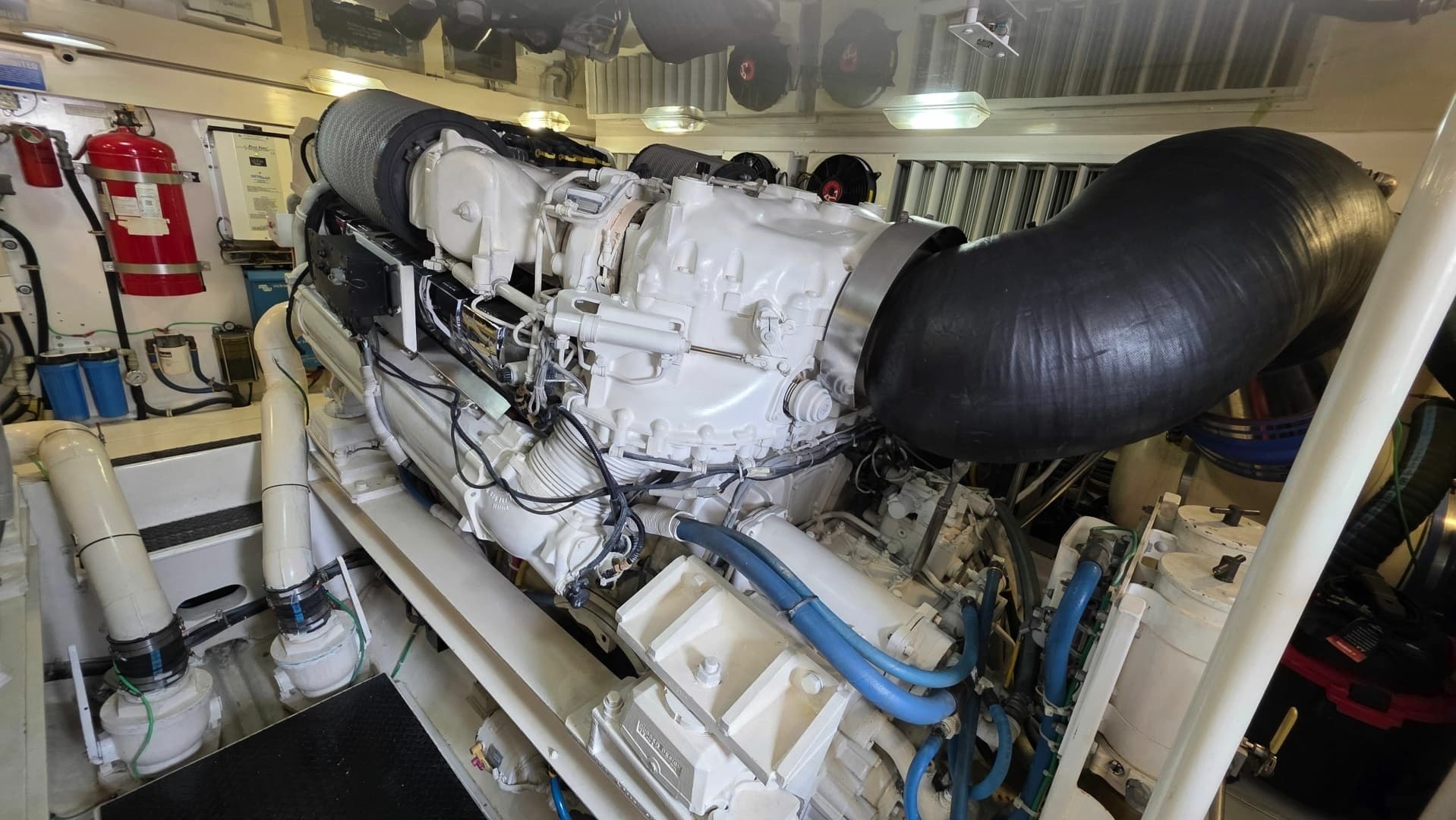 2010 Viking 64' Sportfish Convertible - Image 43
