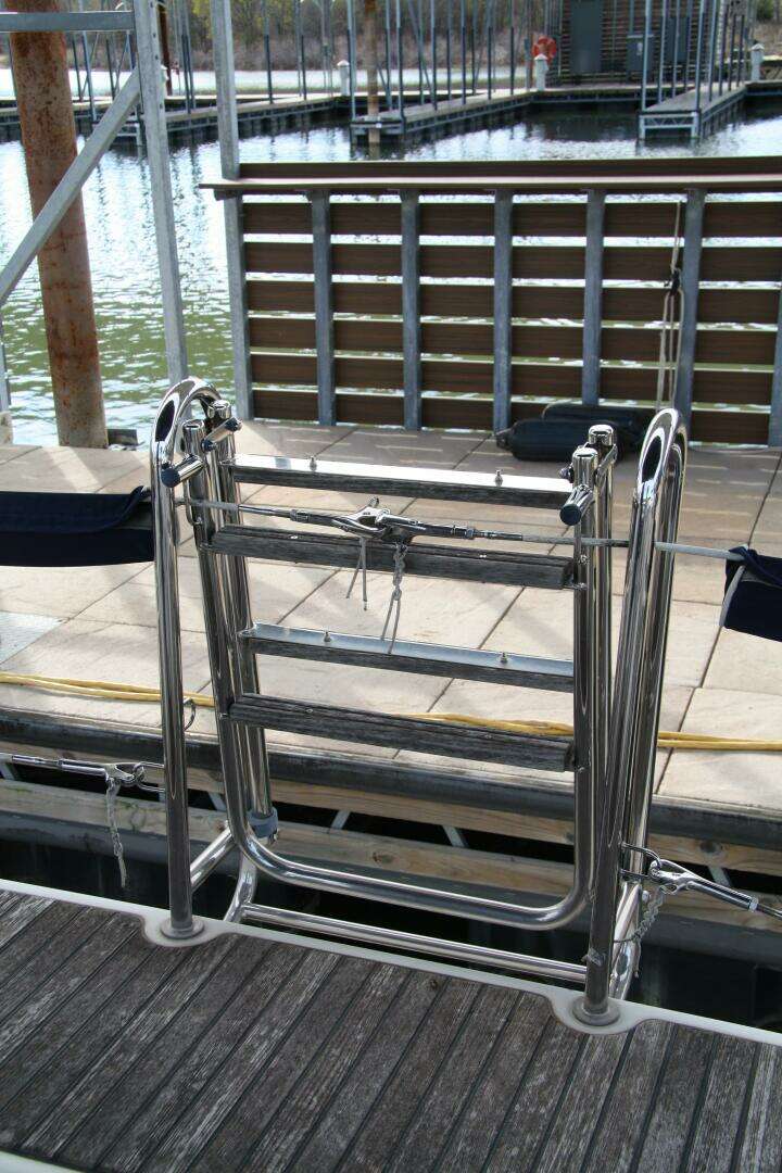 2013 Beneteau Oceanis 41 - Image 67