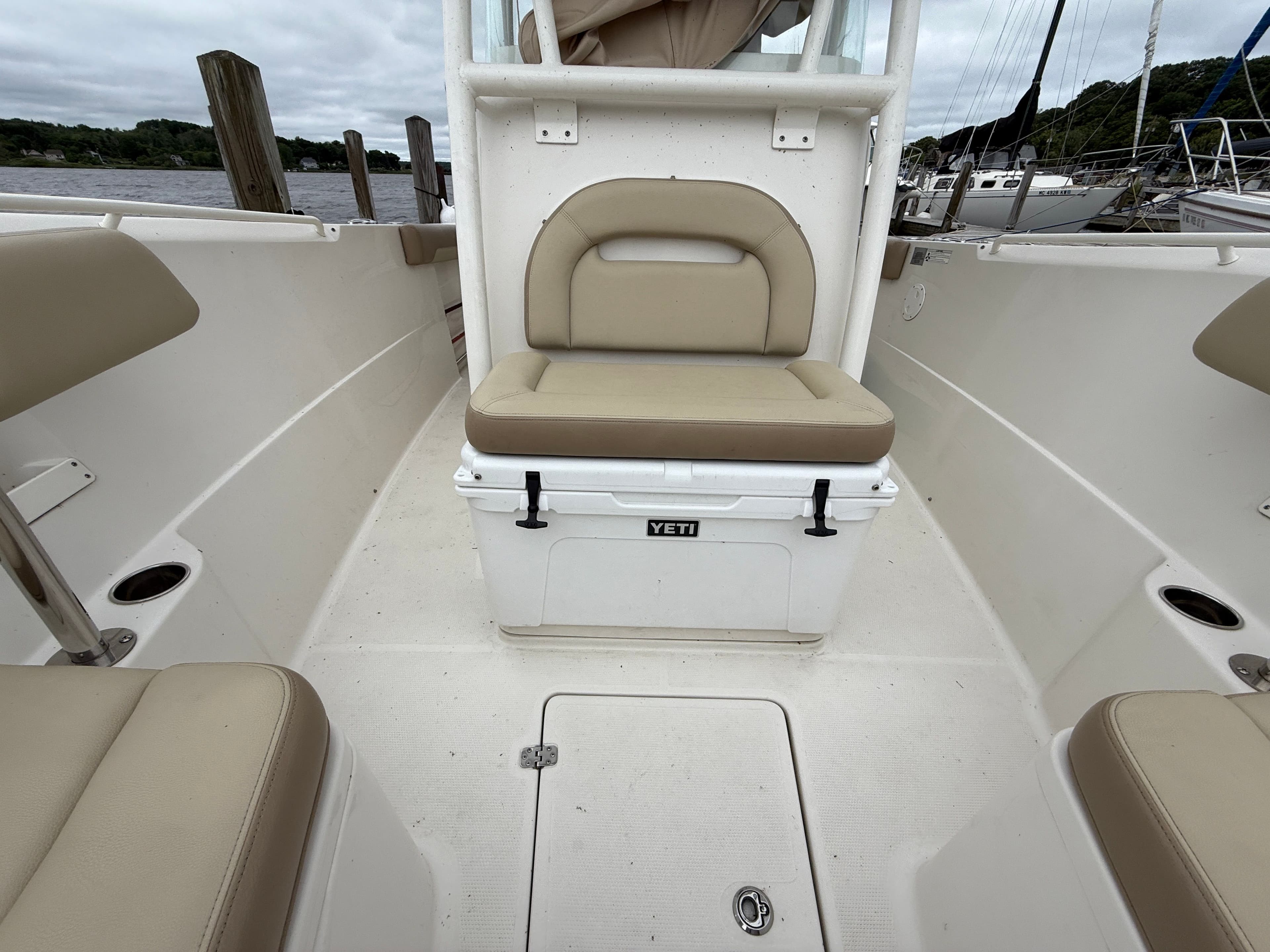 2017 Sailfish 270 CC - 20