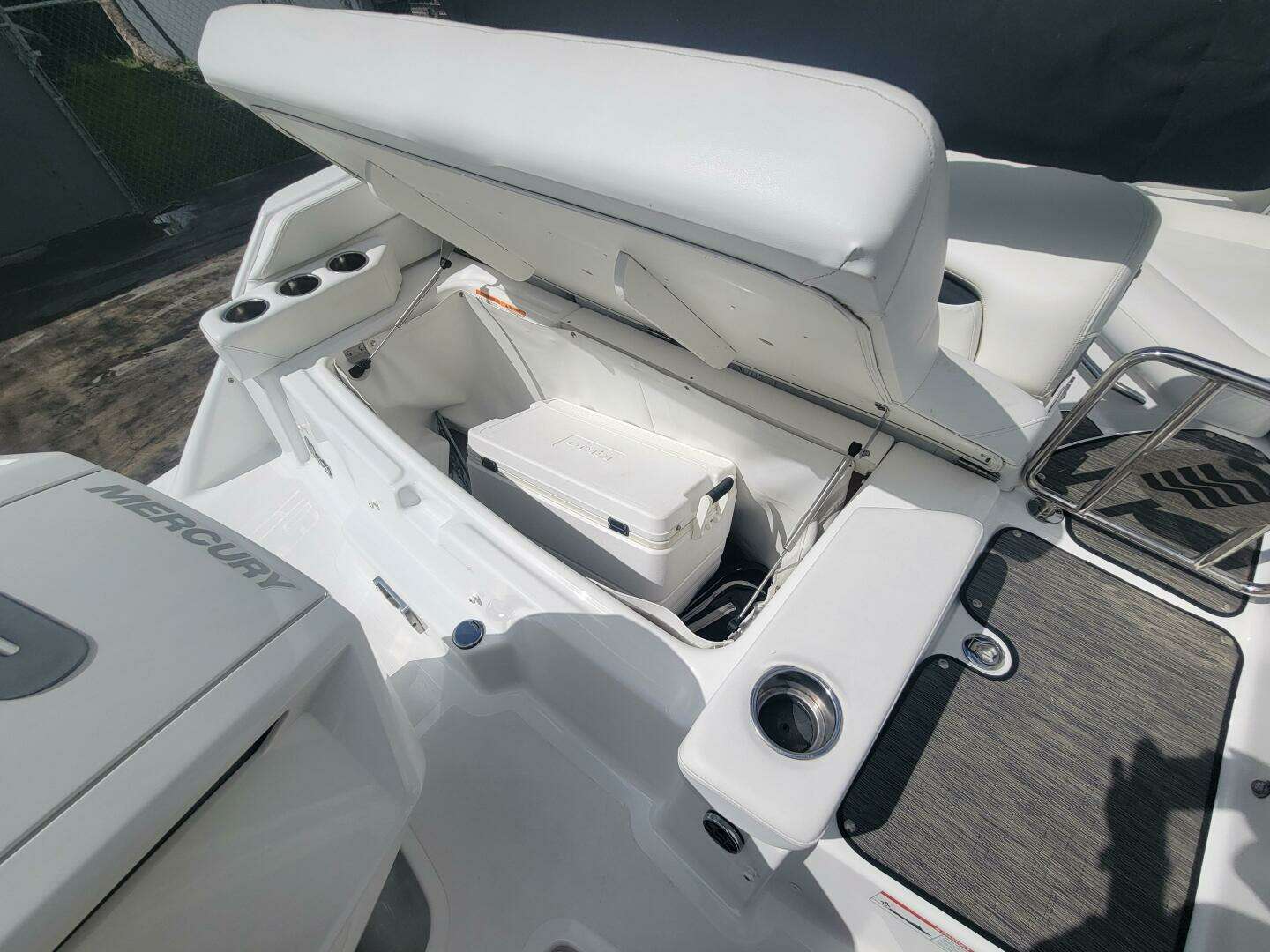2022 Four Winns HD3 - Image 25