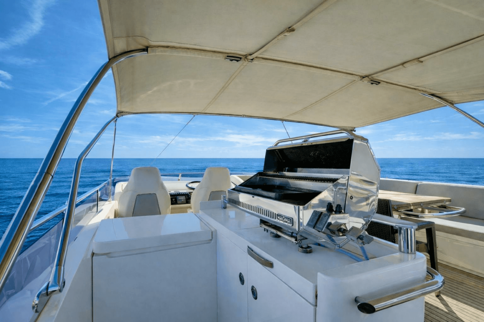 2014 Princess Yachts — - Image 13