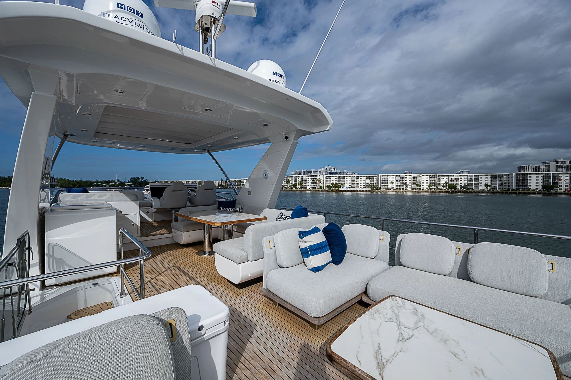 2020 Azimut Flybridge - 34