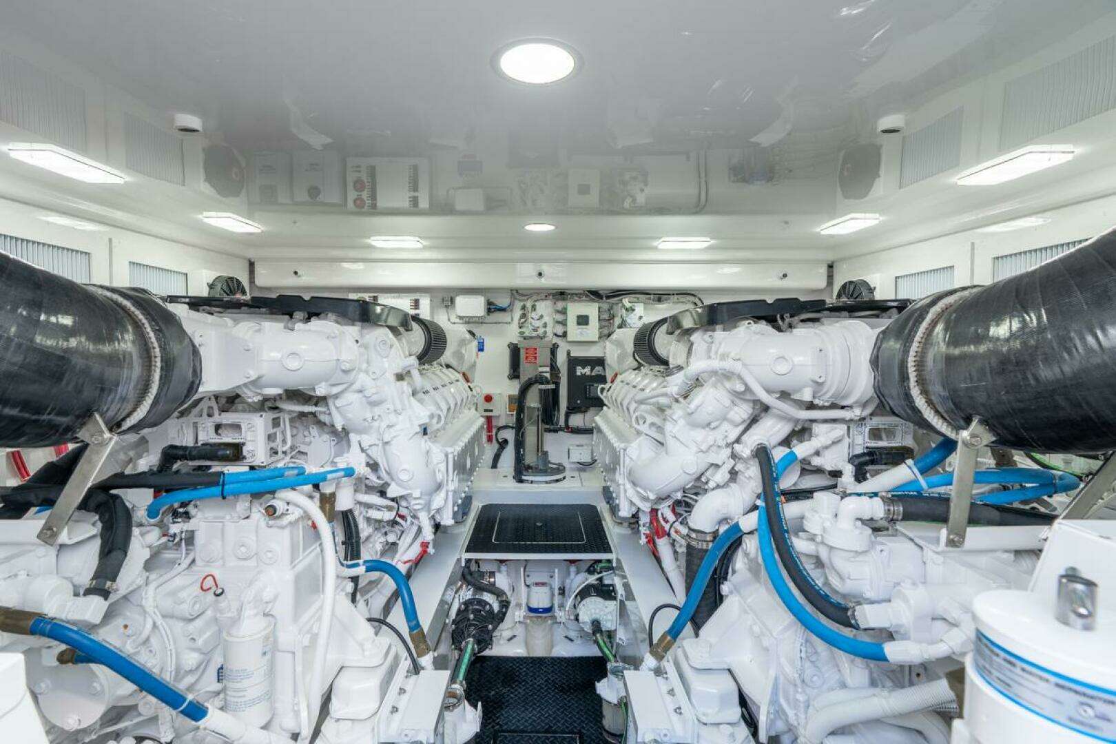 2025 Viking 54 Sport Tower - Image 12
