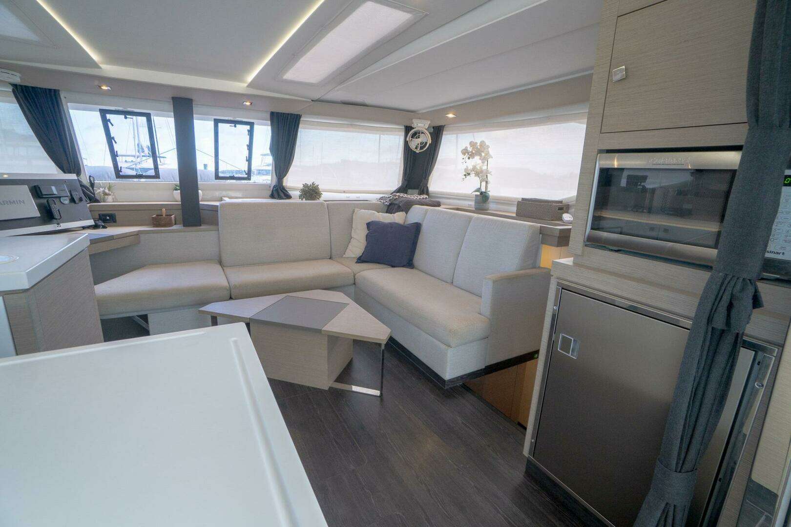 2020 Fountaine Pajot — - Image 43