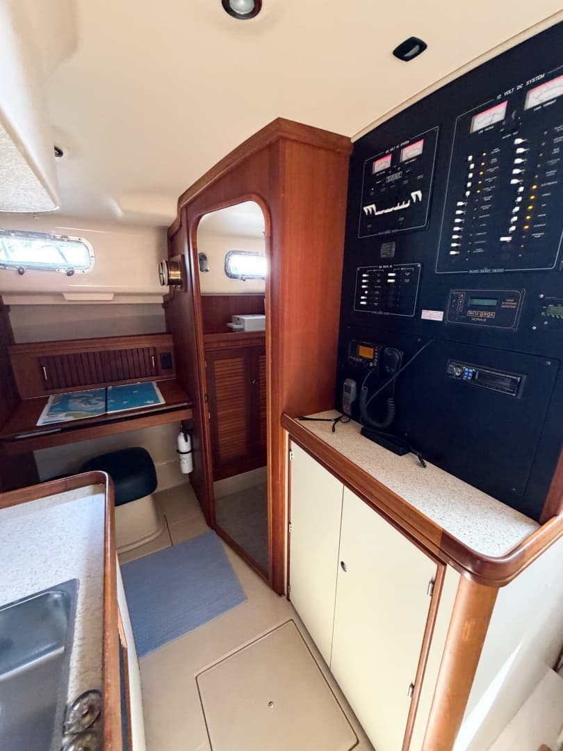 2007 Island Packet SP Cruiser - Image 48