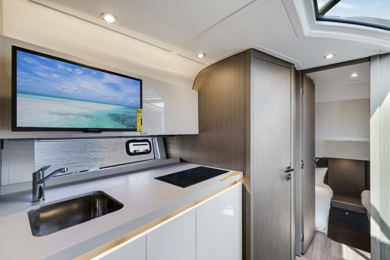 2024 Beneteau Gran Turismo 41 - Image 37