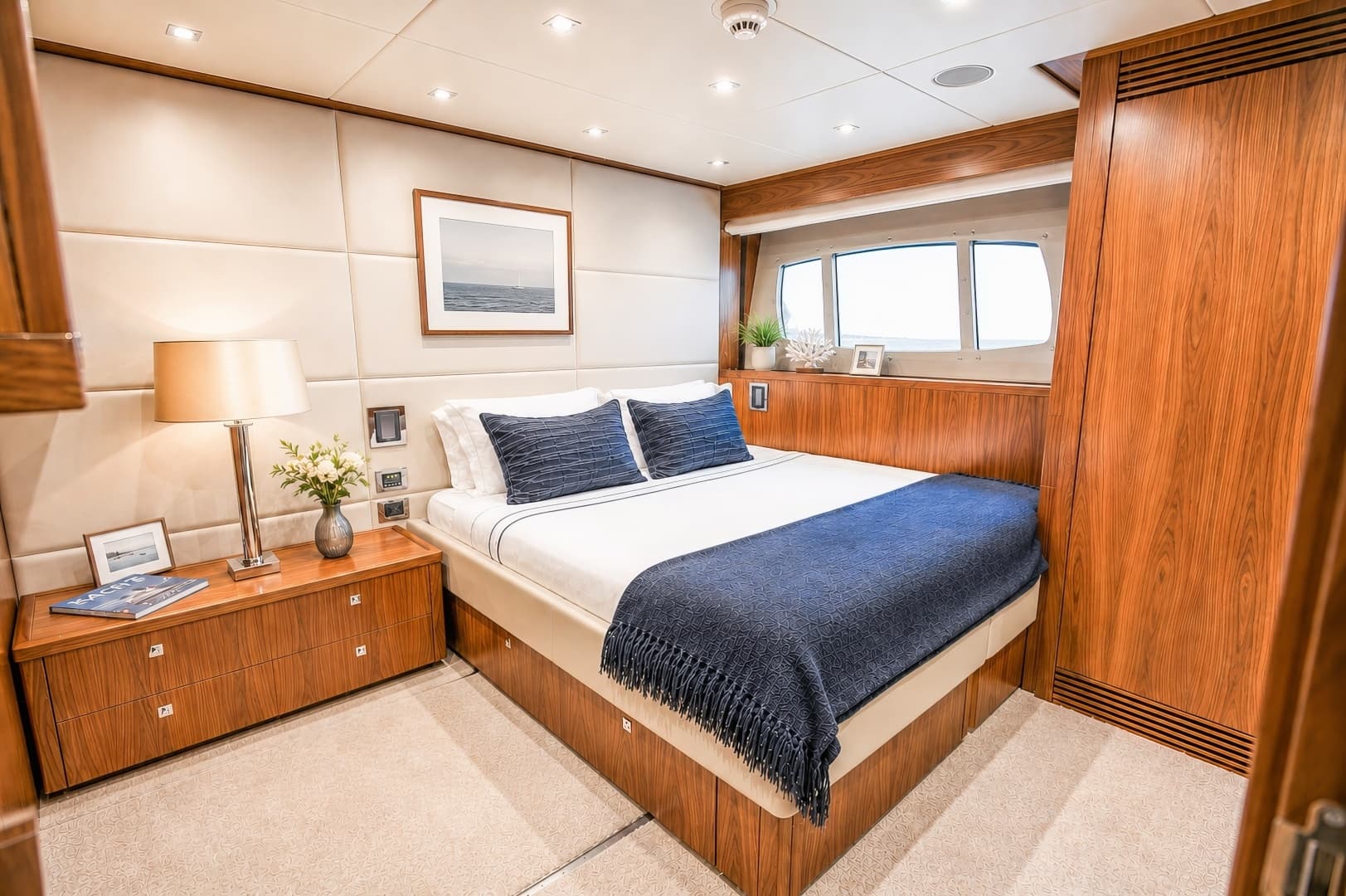 2014 Sunseeker 131 - Image 30
