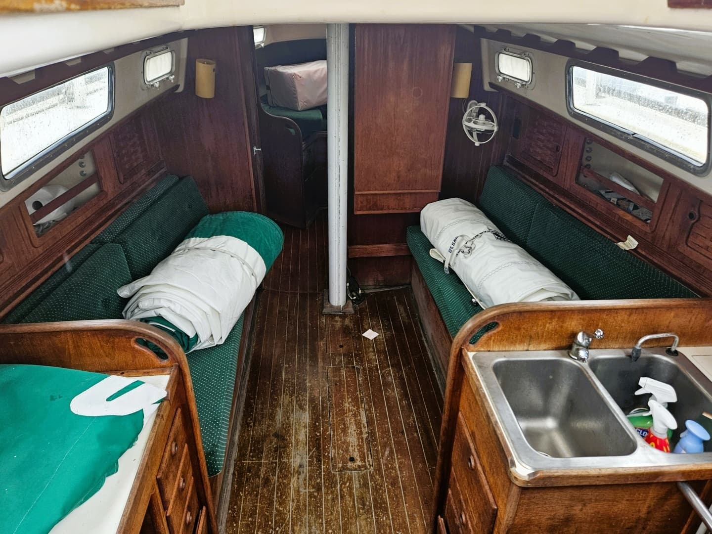 1985 Sabre 34 - Image 5