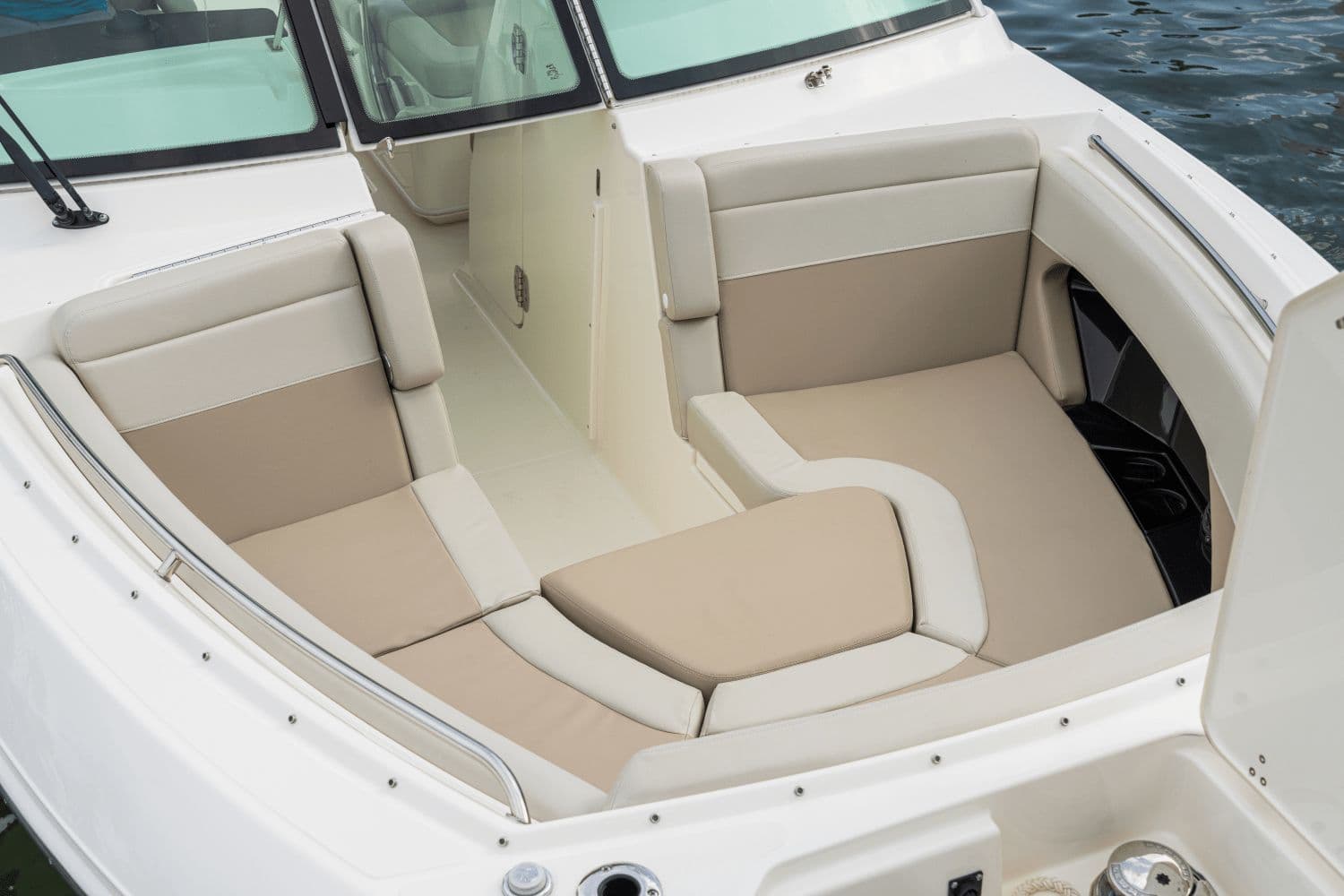 2026 Boston Whaler 280 Vantage - 45