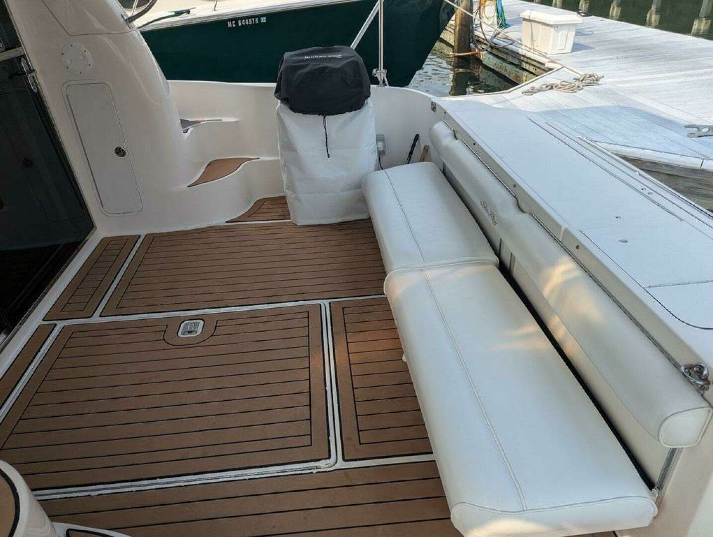 1998 Sea Ray — - Image 24