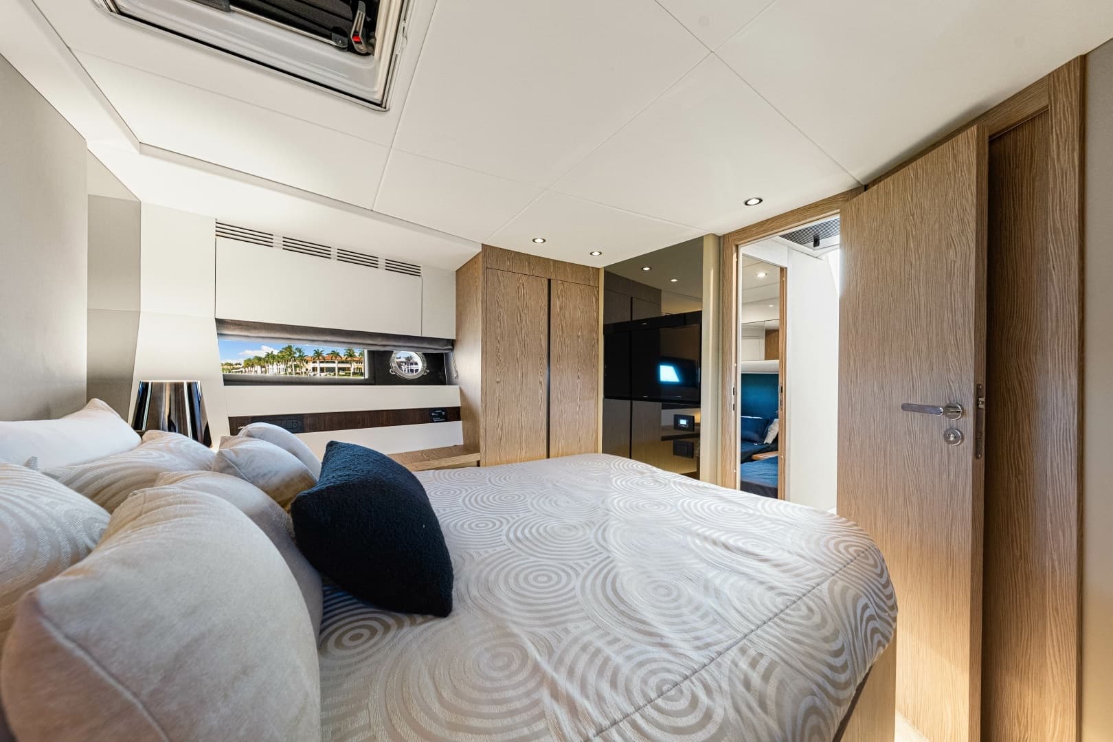 2020 Azimut S6 - Image 112