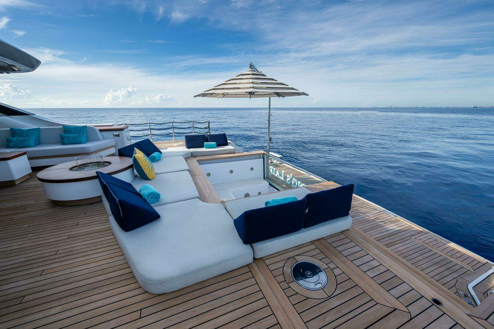 2023 Benetti 34M OASIS - Image 19