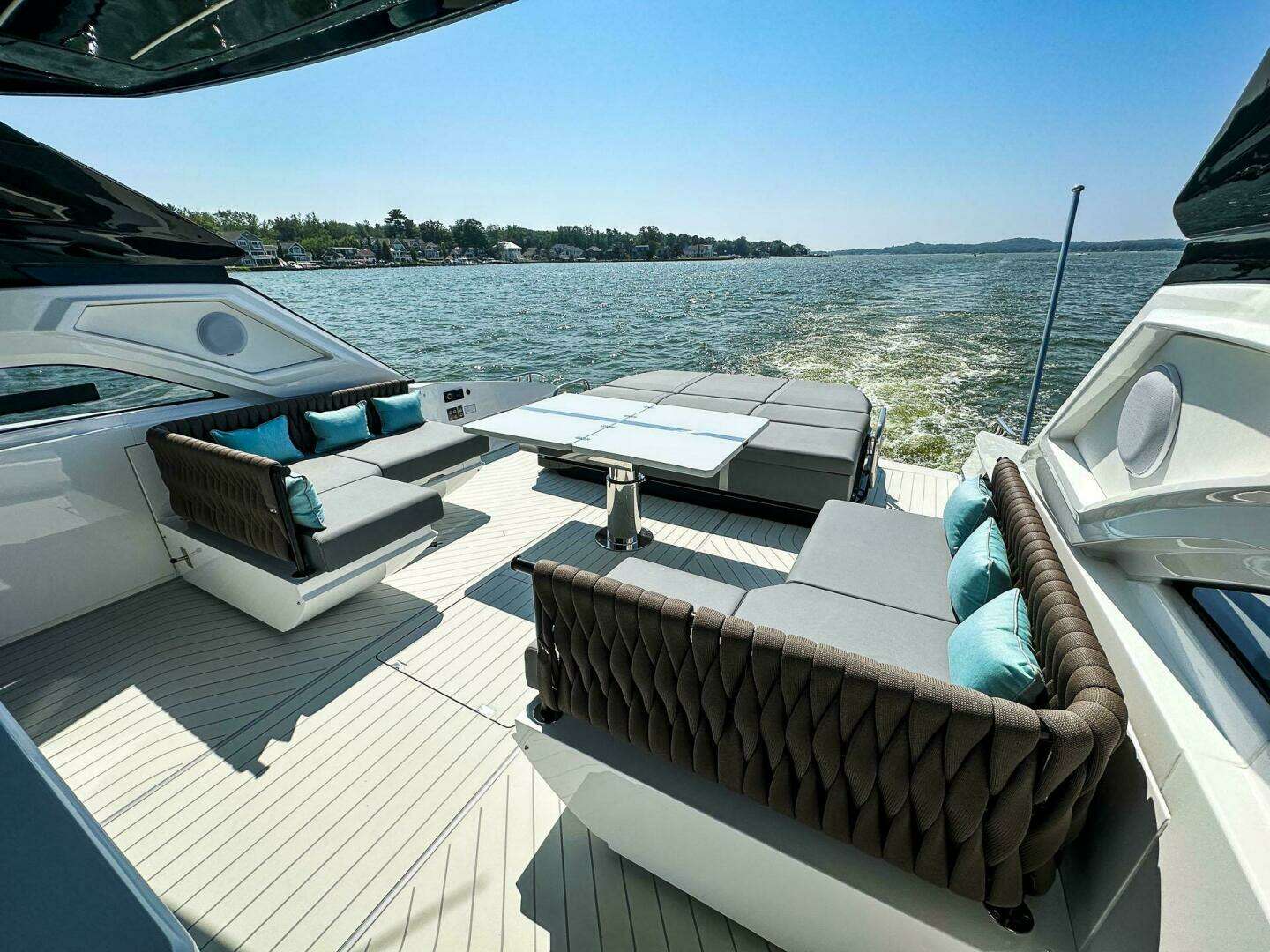 2027 Sunseeker 55 Superhawk - Image 11