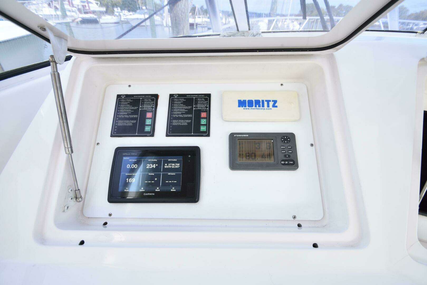 2003 Viking 45 Express - Image 15