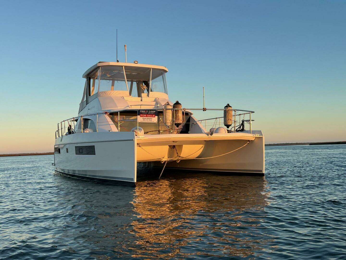 2018 Leopard 43 Powercat - Image 2
