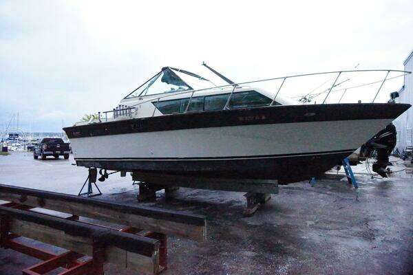 1976 Slickcraft Cruisers - Image 1