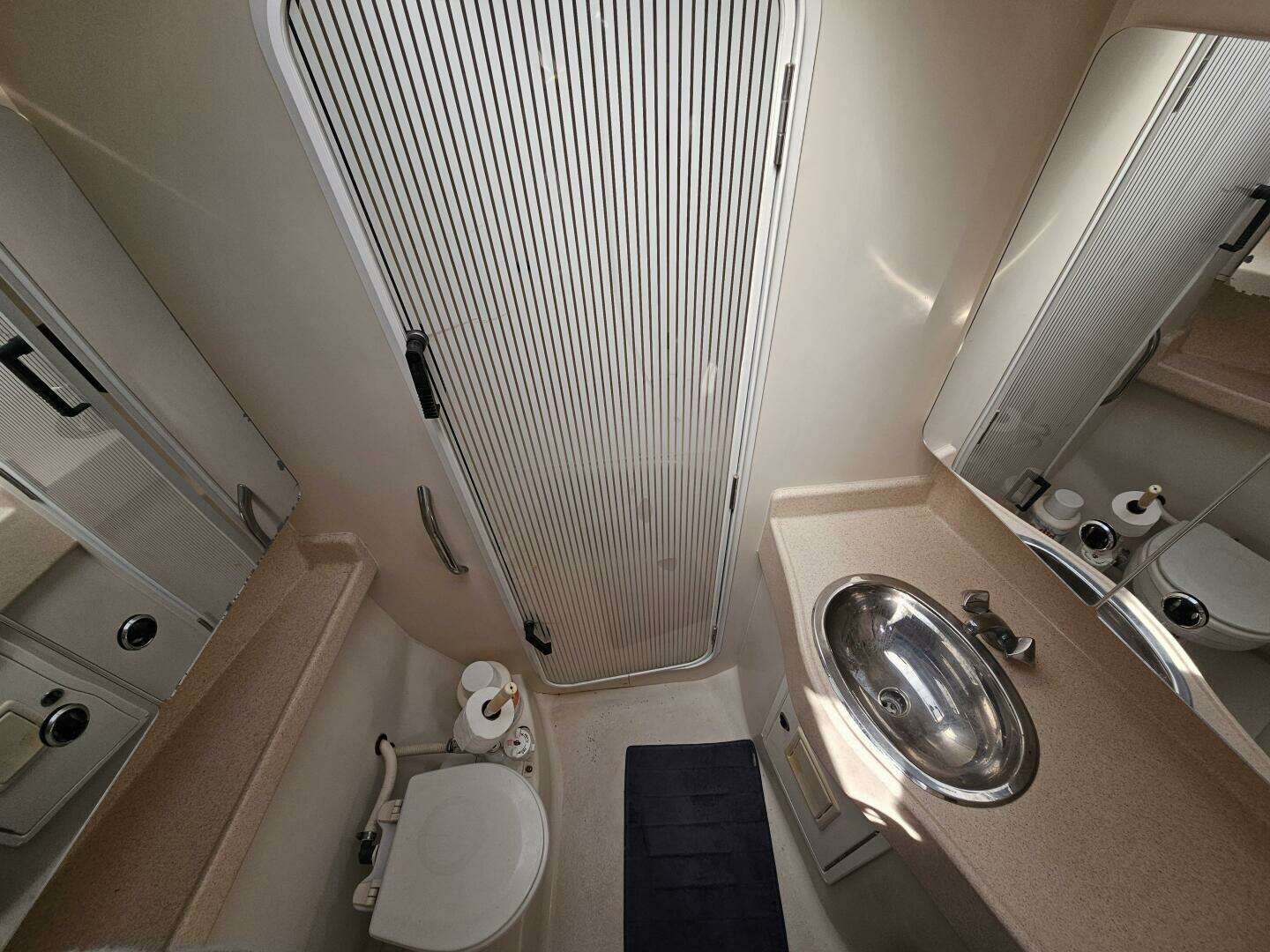 2001 Catalina 470 - Image 28