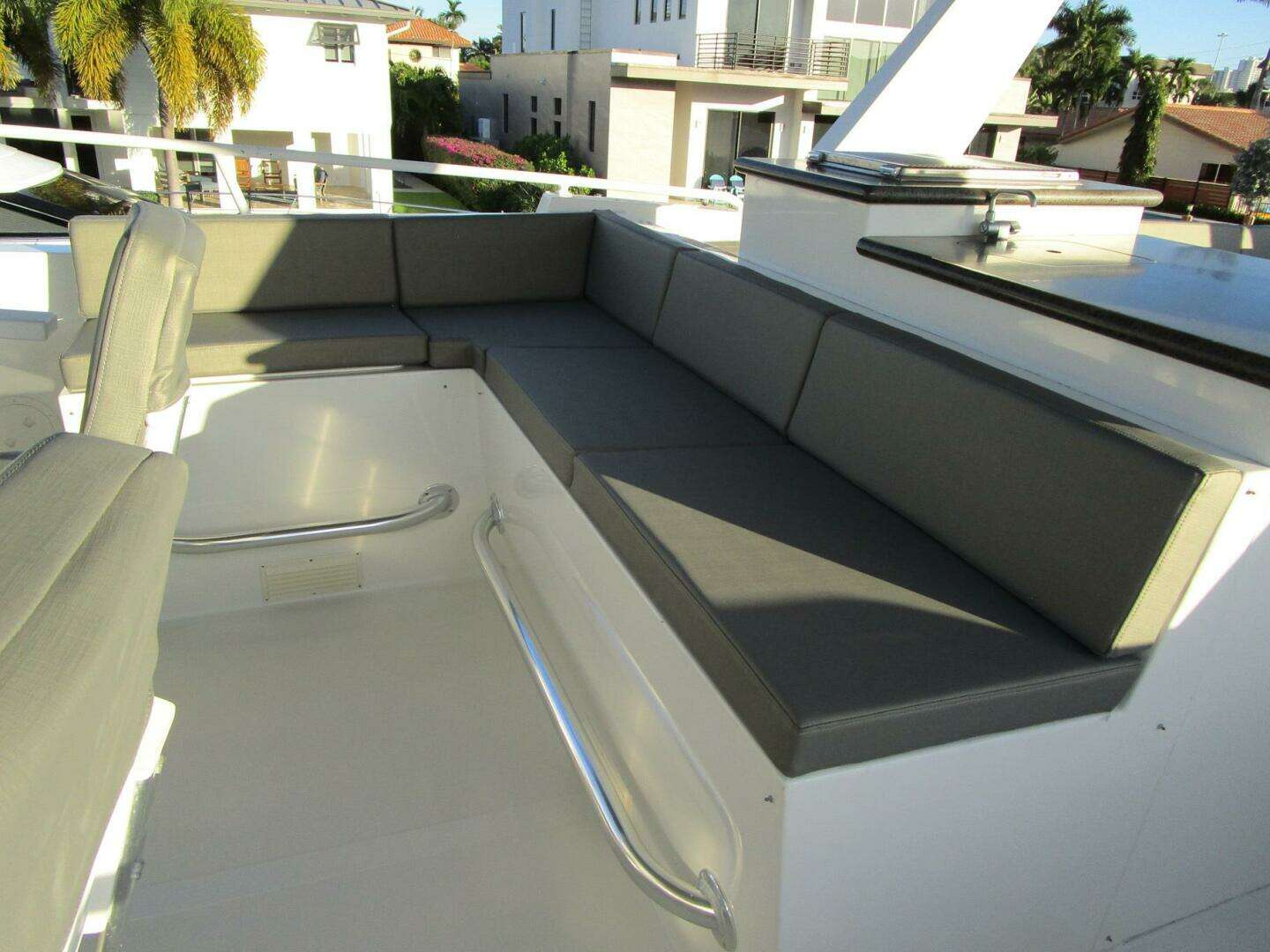 1990 Viking Cockpit Motor Yacht - Image 52