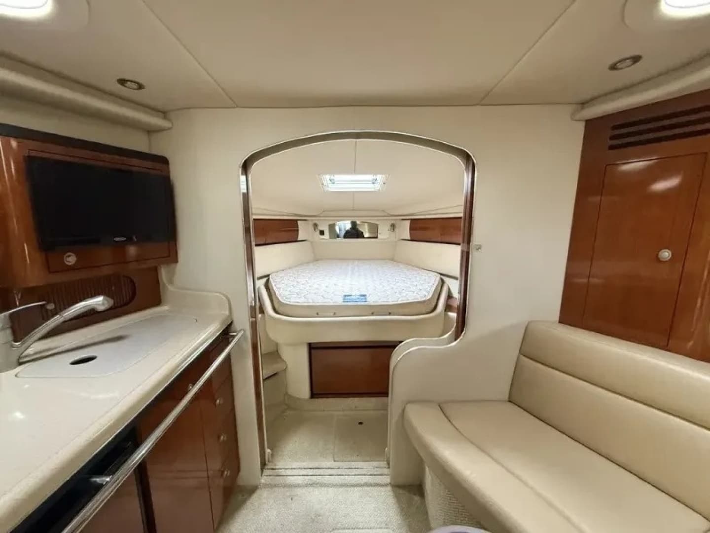 2004 Sea Ray 360 SUNDANCER - Image 45