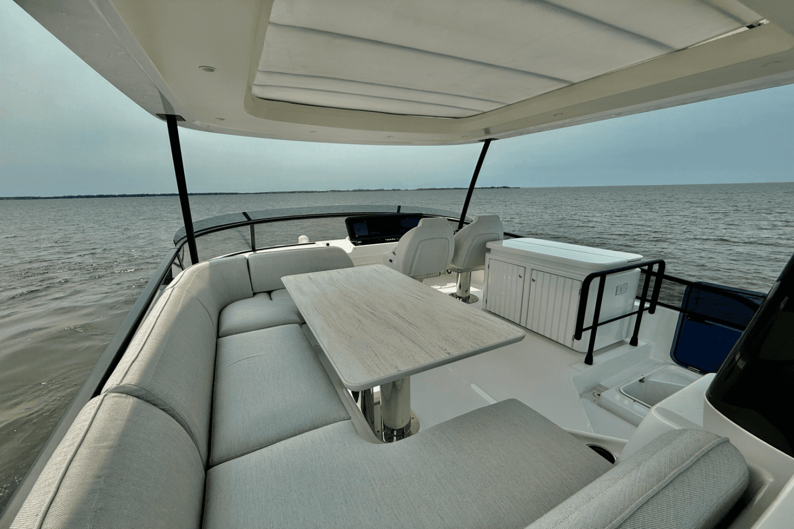 2026 Azimut Magellano 60 - Image 78