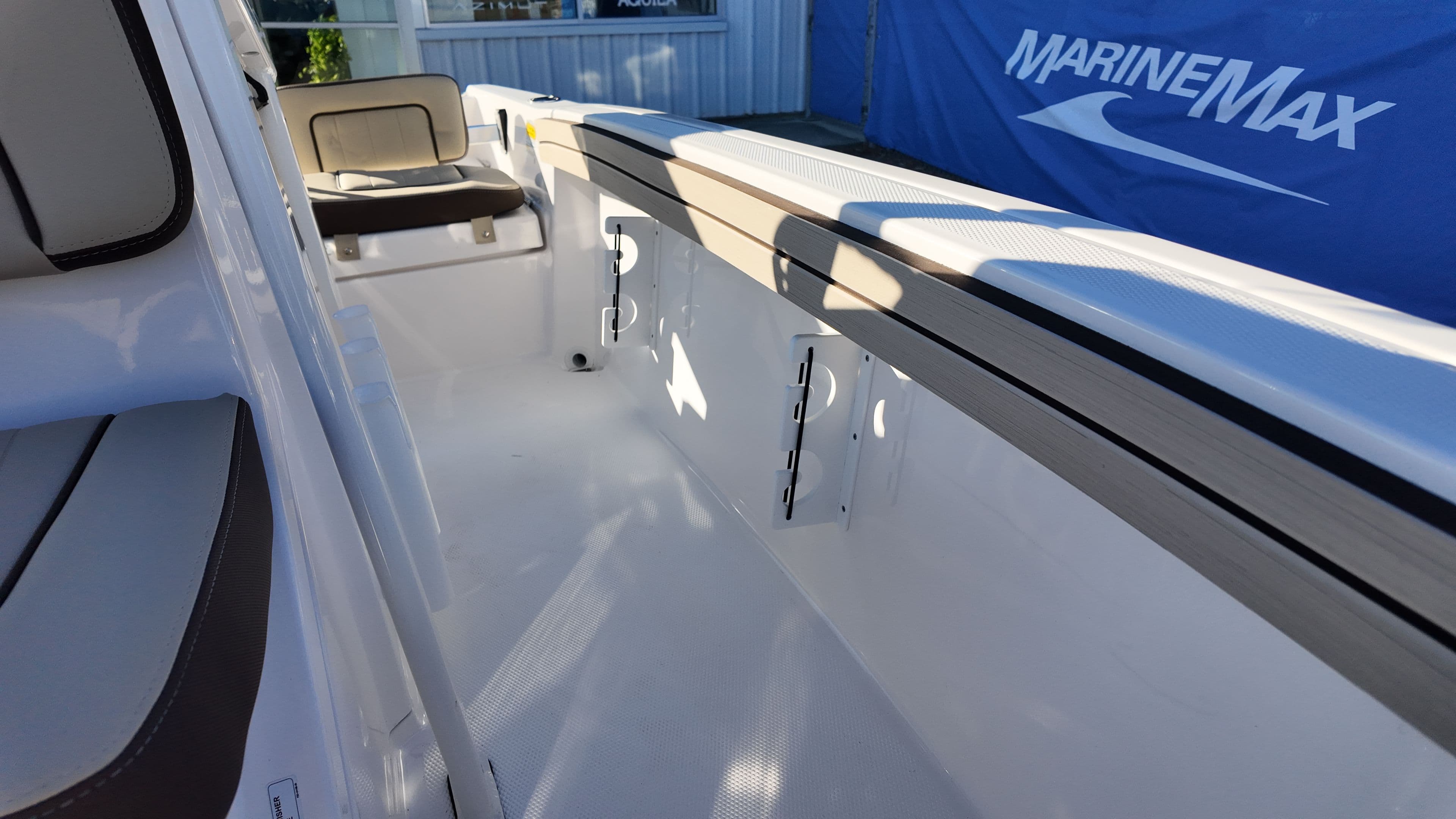 2025 Yamaha Boats 190 FSH Sport - 18