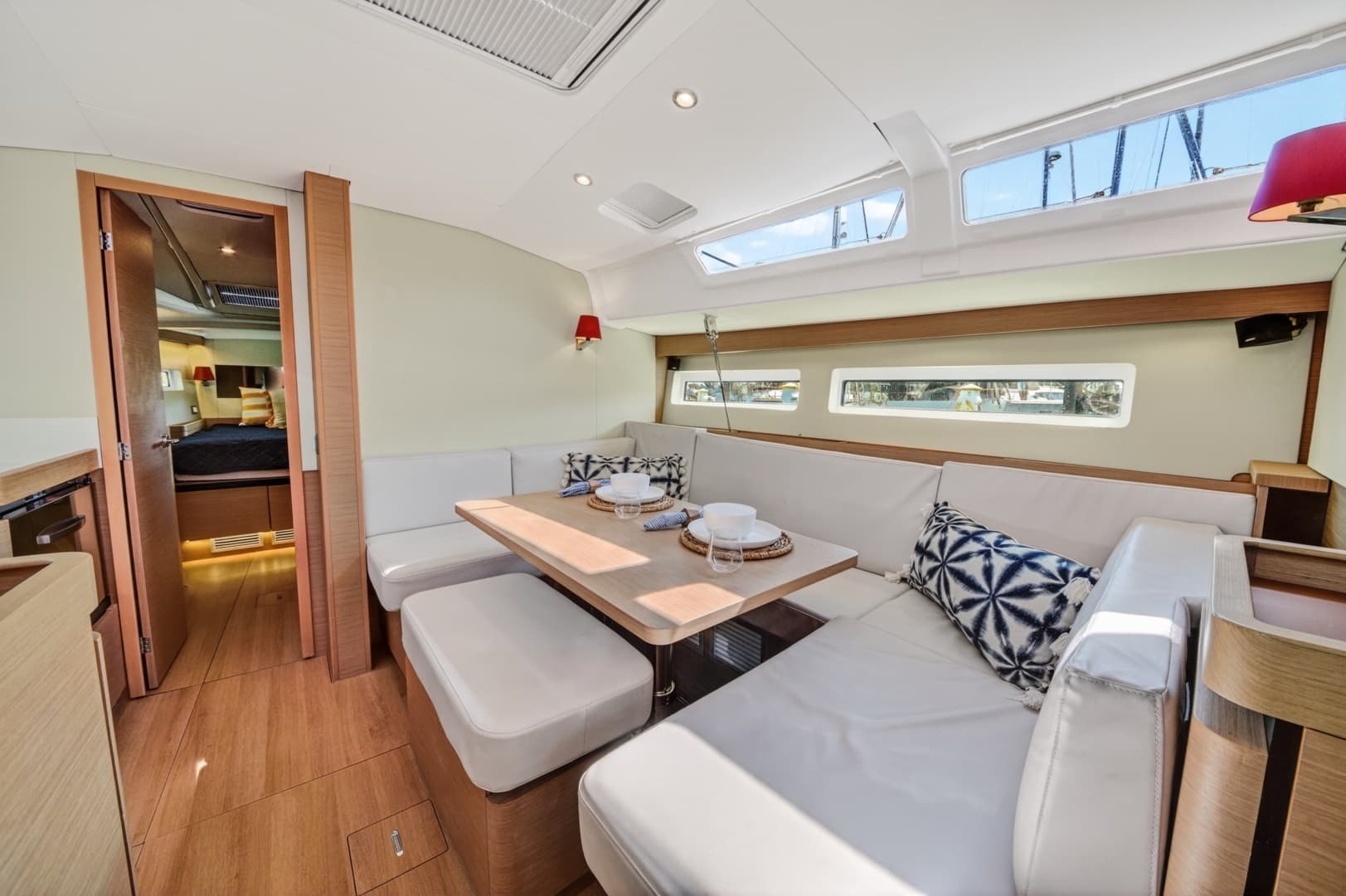2019 Jeanneau Sun Odyssey 490 - Image 13