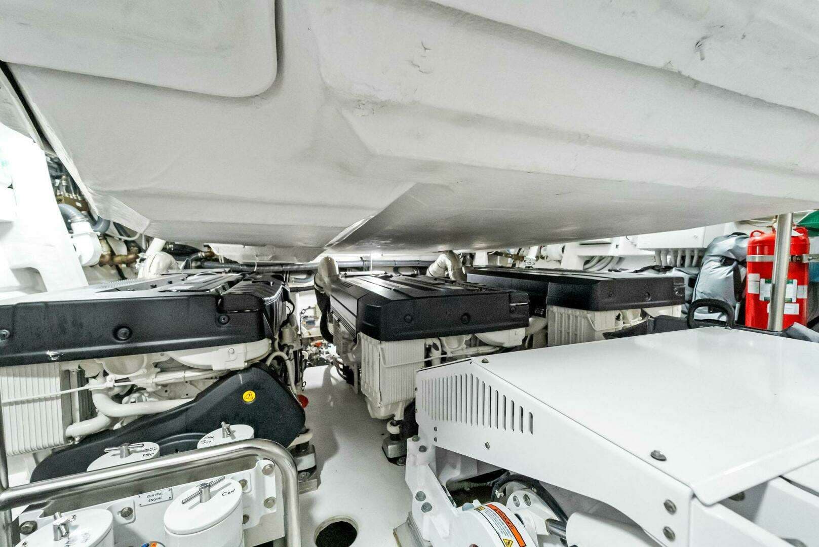 2022 Azimut S8 - Image 53