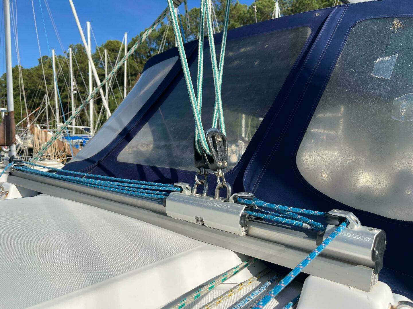 2001 Beneteau 393 - Image 56