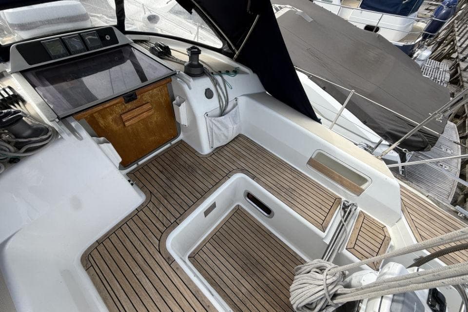 Cockpit of 2005 Southerly 35RS sailboat with teak flooring and navigation equipment.