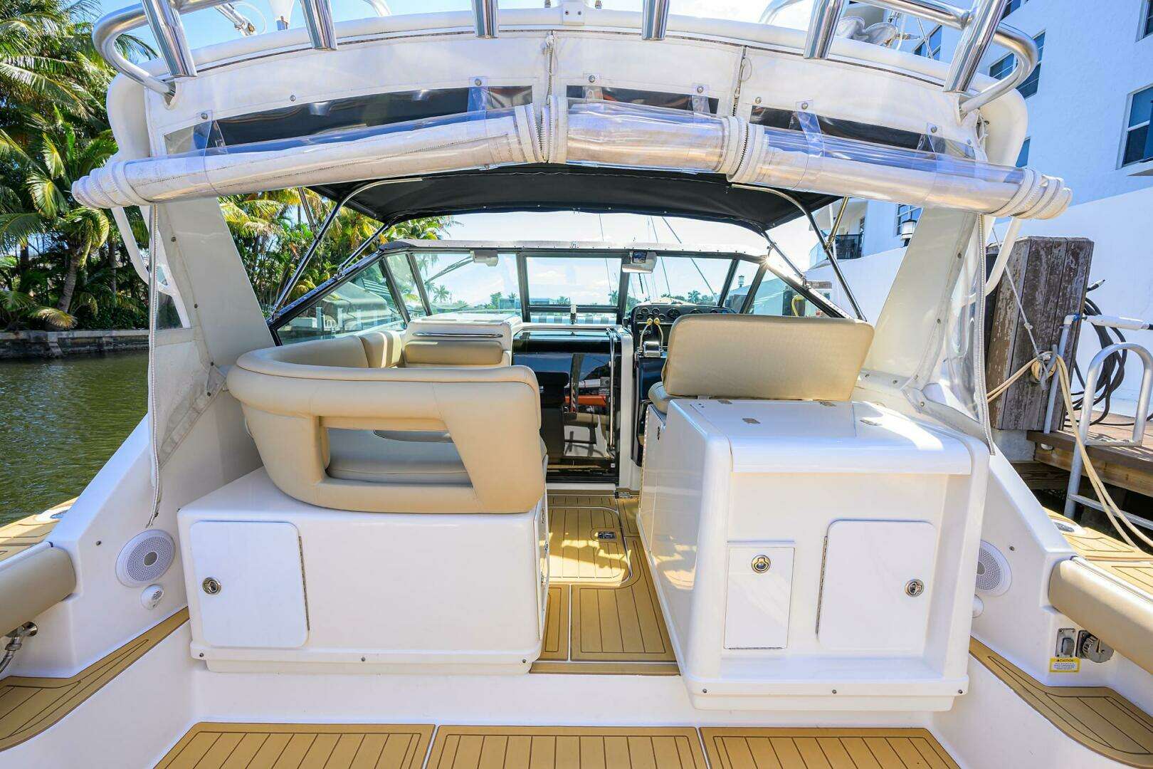 2002 Tiara Yachts 3100 LE - Image 19