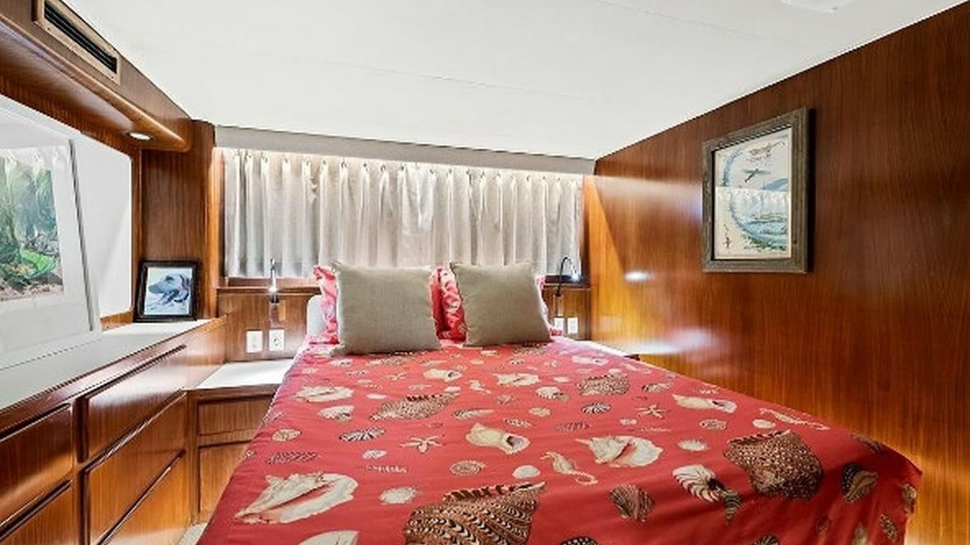 1989 Hatteras Motor Yacht - Image 16