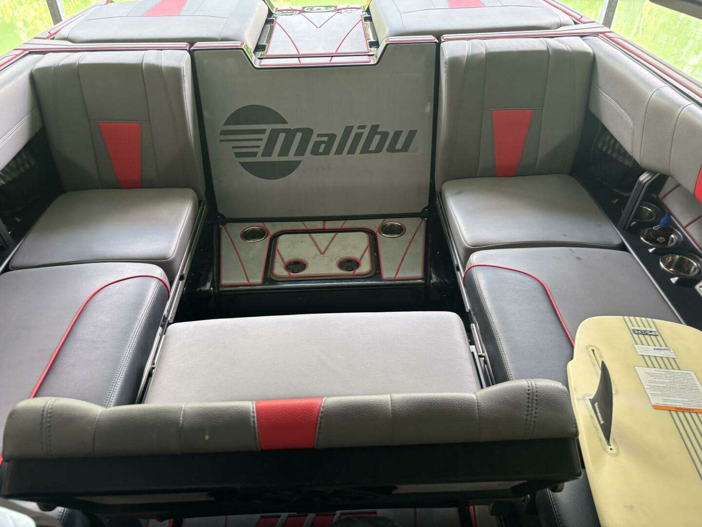 2022 Malibu 23 LSV - Image 60