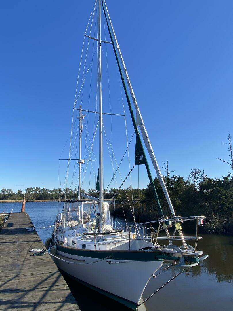 1983 Bluewater Yachts Vagabond 42 Center Cockpit - Image 14