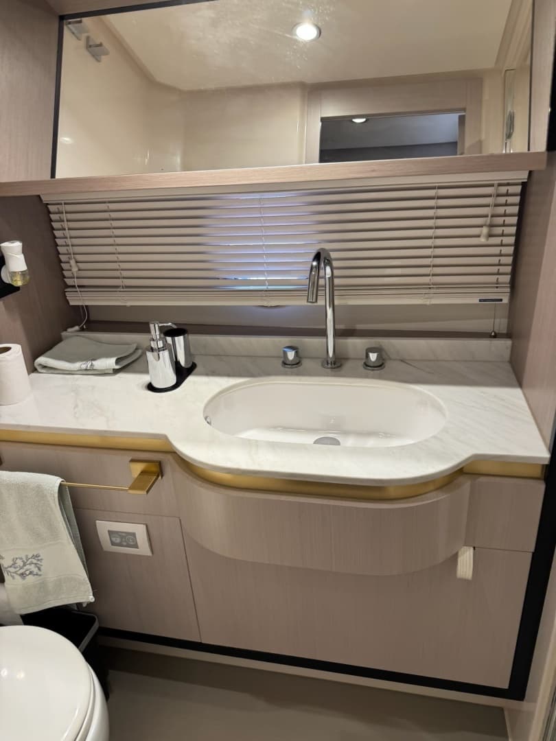 2021 Azimut 55 Fly - Image 26